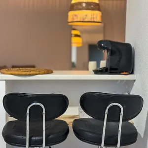 le-bluet-entierement-equipe-tout-confort.midi-pyreneeshotels.com/